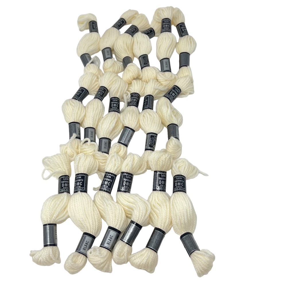 Vintage Lot of 18 New DMC Laine Tapisserie Blanc 8 Metres 100% Wool Yarn